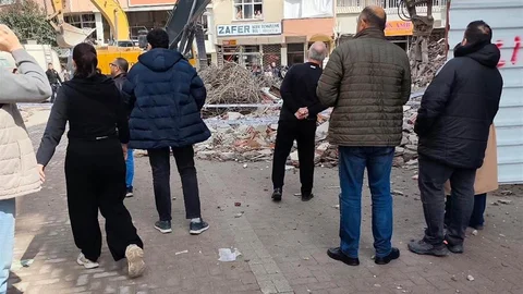 Zeytinburnu'nda Bina Yıkımı Sonrası Kaza