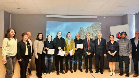 Fotoğrafın Doğa, Kent ve Mimarlık İlişkisi İncelendi