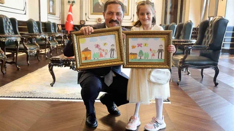 Hatay'da Küçük Kızın Duygusal Hikayesi