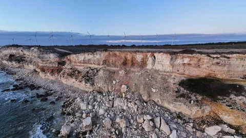 Bozcaada'da Polente Burnu'nda Çökmeler Yaşandı