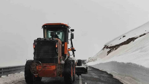 Ardahan-Ardanuç Kara Yolu Yeniden Ulaşıma Açıldı