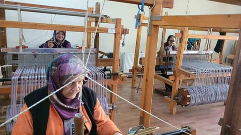 Kemaliye'de Gazenne Kumaşı Yeniden Yaşatılıyor