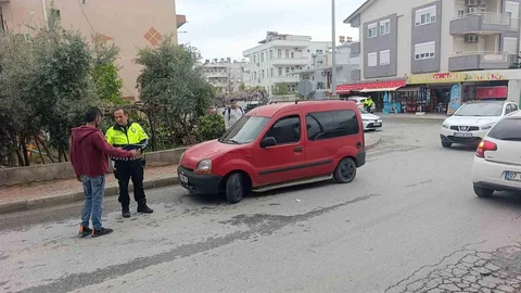 Yaya Kaza Anı Güvenlik Kamerasında Görüntülendi