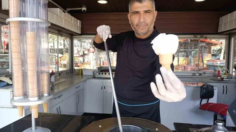 Kahramanmaraş'ta Dondurma Tartışması Yaşanıyor
