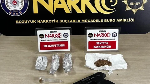 Bilecik'te Uyuşturucu ve Silah Ele Geçirildi