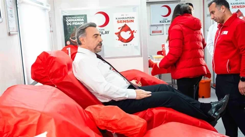 Oktay Kaynarca ile Kan Bağışı Çağrısı