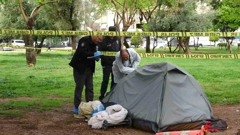 Antalya'da Çadırda Bir Adam Ölü Bulundu