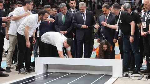 Hatay'da Robot Yarışması Heyecanı