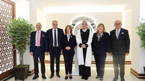 Kütahya Ticaret ve Sanayi Odası'ndan Kızılay'a Ziyaret