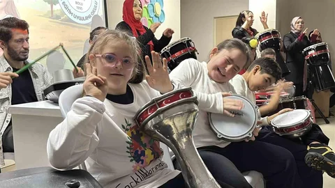 Bolu'da Renkli Kutlama Etkinliği