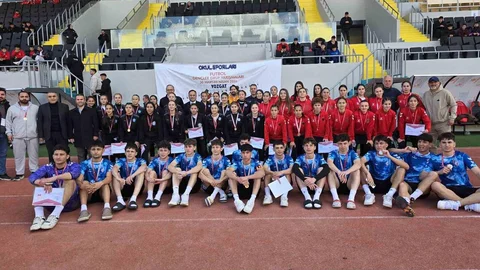 Yozgat’ta Okul Sporları Futbol Müsabakaları Tamamlandı