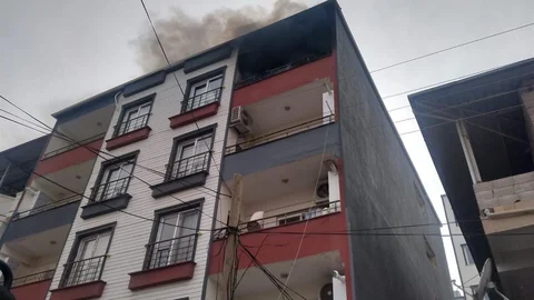 Kırıkhan'da Apartman Yangını