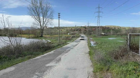 Çanakkale'de Taşkın Nedeniyle Kapanan Yol Açıldı