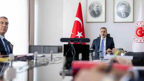 Hakan Fidan Hürmüz Boğazı Toplantısında
