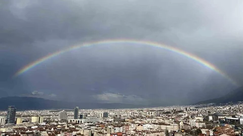 Bursa’da Gökkuşağı Manzarası