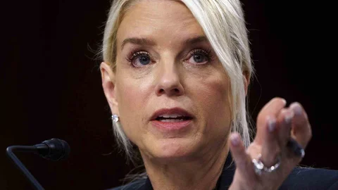 Trump'ın Adalet Bakanı Bondi İstifa Etti