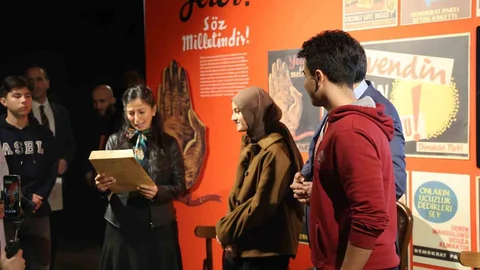 Aydın'da Bakan Tekin'den Sürpriz Doğum Günü Kutlaması