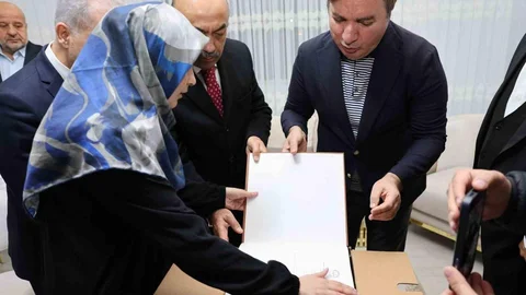 Erzincan'da Görme Engelli Hafıza Hediye Kur'an