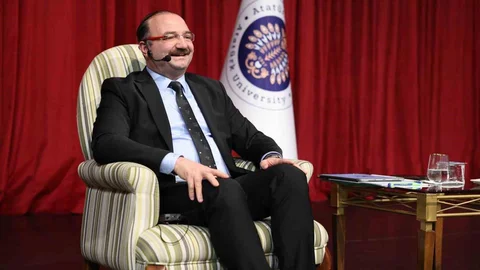 Rektör Hacımüftüoğlu Geleceğin Hekimleriyle Buluştu