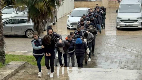 Milyonluk Araç Vurgununda 13 Kişi Adliyeye Sevk Edildi