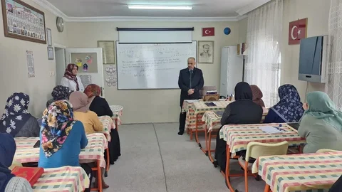 Tepebaşı'nda Kur'an Kurslarına Ziyaret