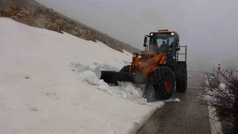 Nemrut Dağı yolu yeniden açılıyor
