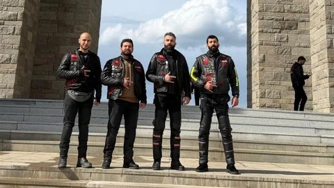 Bilecik Motosikletçiler Çanakkale'de Buluştu