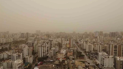 Mersin'de Toz Fırtınası Etkili Oldu