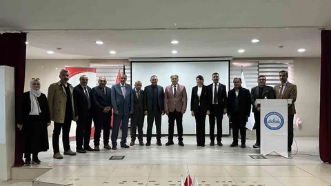 Muradiye'de Eğitim Yönetimi Semineri Düzenlendi