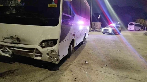 Serik'te Motosikletli Kaza Geçirdi