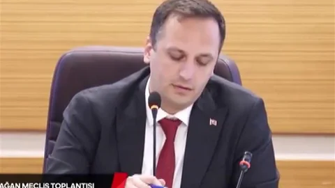 Bornova'da Meclis Gerginliği Yaşandı