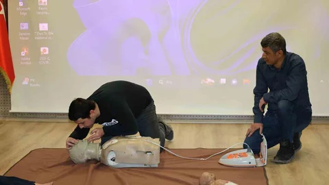 Bayburt'ta İlk Yardım Eğitimi Verildi