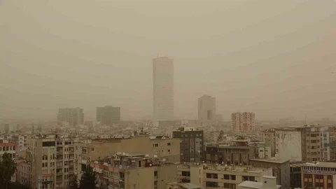 Mersin'de Toz Taşınımı Etkili Oldu