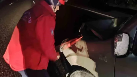 Balıkesir'de Otoyolda Trafik Kazası