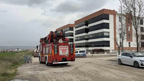 Eskişehir'de Ütü Yangını Paniğe Neden Oldu