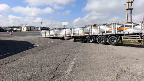 Adıyaman'da Tır Dorsesi Trafiği Kapatmıştı