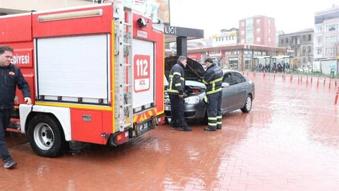 Sinop'ta Araç Yangını Meydana Geldi