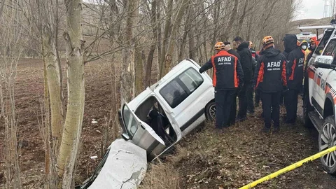 Sivas'ta Trafik Kazası: 3 Kişi Hayatını Kaybetti