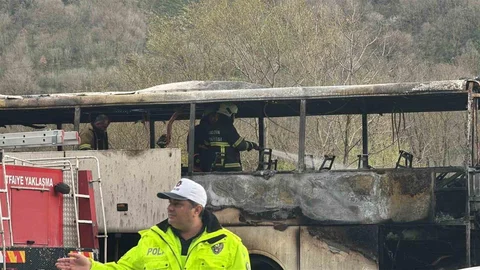 Yalova'da Otobüs Yangını Ortaya Çıktı
