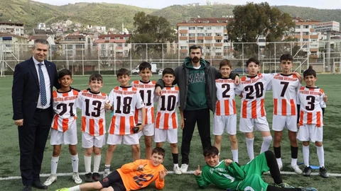 Körfez'de Futbol Turnuvası Şampiyonu Belli Oldu