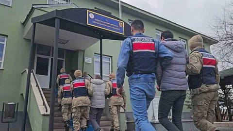 Erzurum'da Kaçak Göçmen Operasyonu