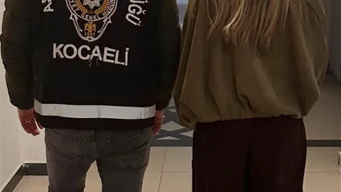 Kocaeli'de Sahte Kimlikle Kredi Kartı Kullanımı