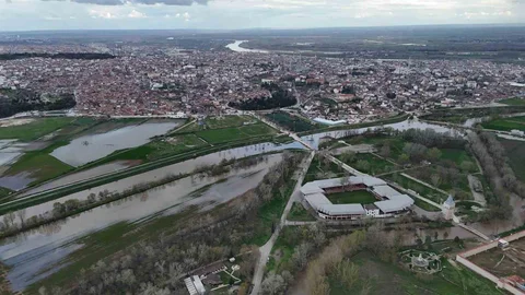 Tunca Nehri Taştı, Sarayiçi Görüntülendi