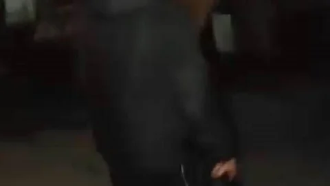 Küçükçekmece'de Silahlı Şahıs Tedirgin Etti