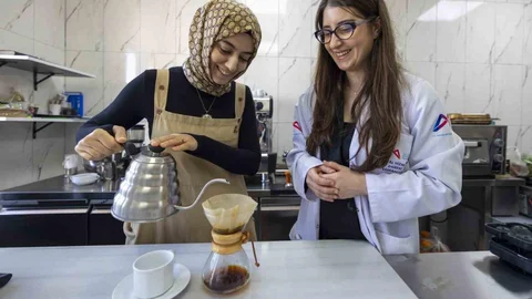 Mersin'de Ücretsiz Barista Eğitimi İlgi Görüyor