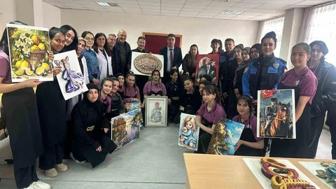 Erzincan'da Kâğıt Rölyef Kursu Ziyareti