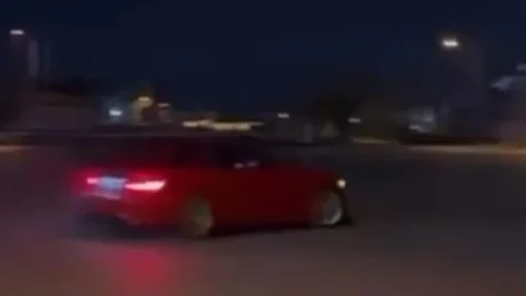 İzmir'de Drift Atan Sürücüye Ceza Kesildi