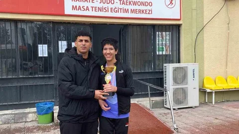 Aliağa'dan Çifte Şampiyonluk Başarısı