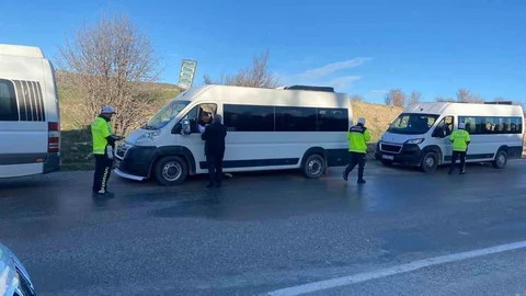 Bozkır'da Okul Servislerine Denetim Yapıldı