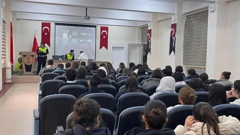 Sinop'ta Öğrencilere Trafik Bilinci Eğitimi